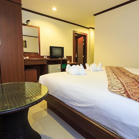 Sharaya Residence Patong Exterior photo