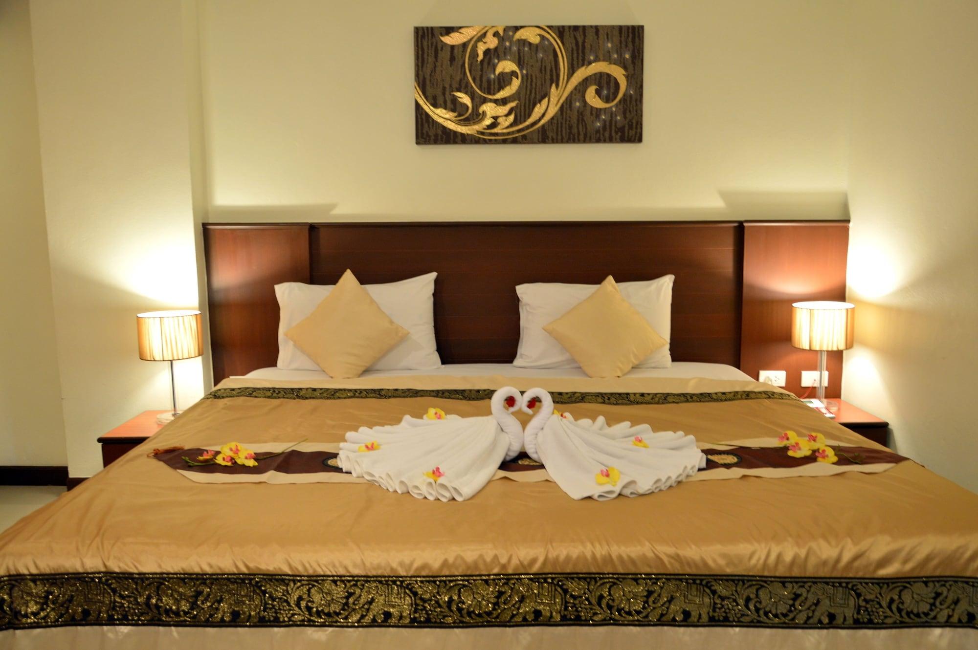 Sharaya Residence Patong Exterior photo