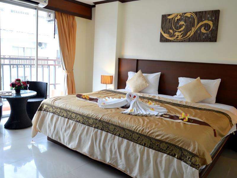 Sharaya Residence Patong Exterior photo