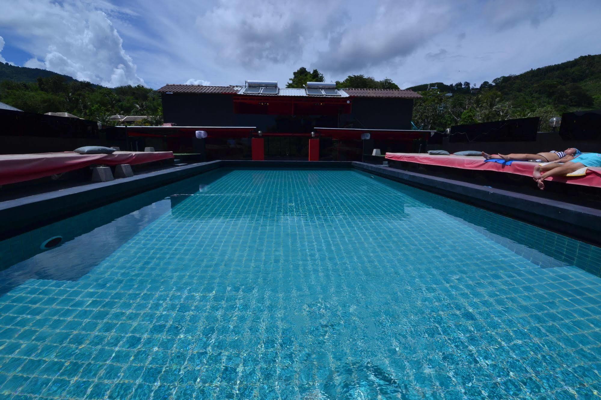 Sharaya Residence Patong Exterior photo